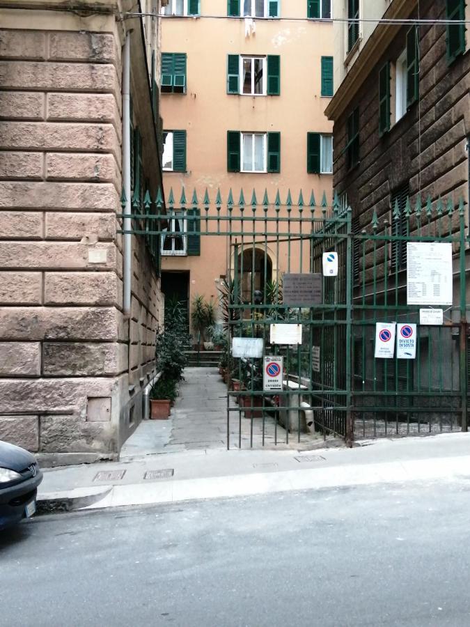 Artroom In Appartment Génova Exterior foto